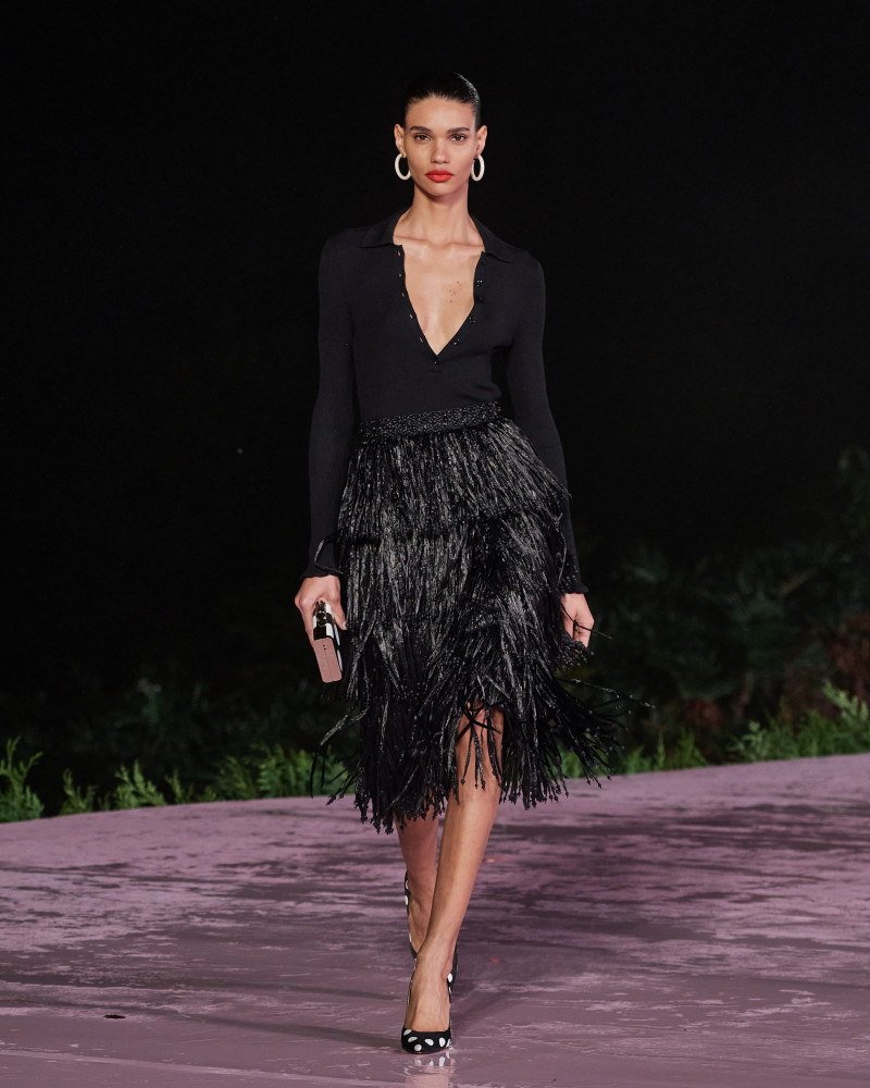 CarolinaHerrera_RE24_Look-2-scaled.jpg