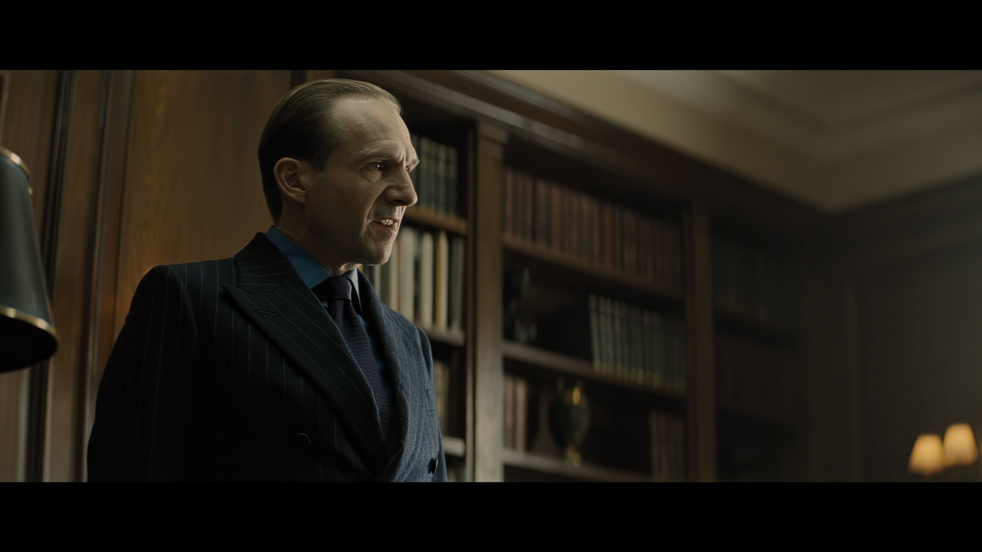 007.2015 Spectre - Спектр 4K.mkv_20230615_102547.053.png