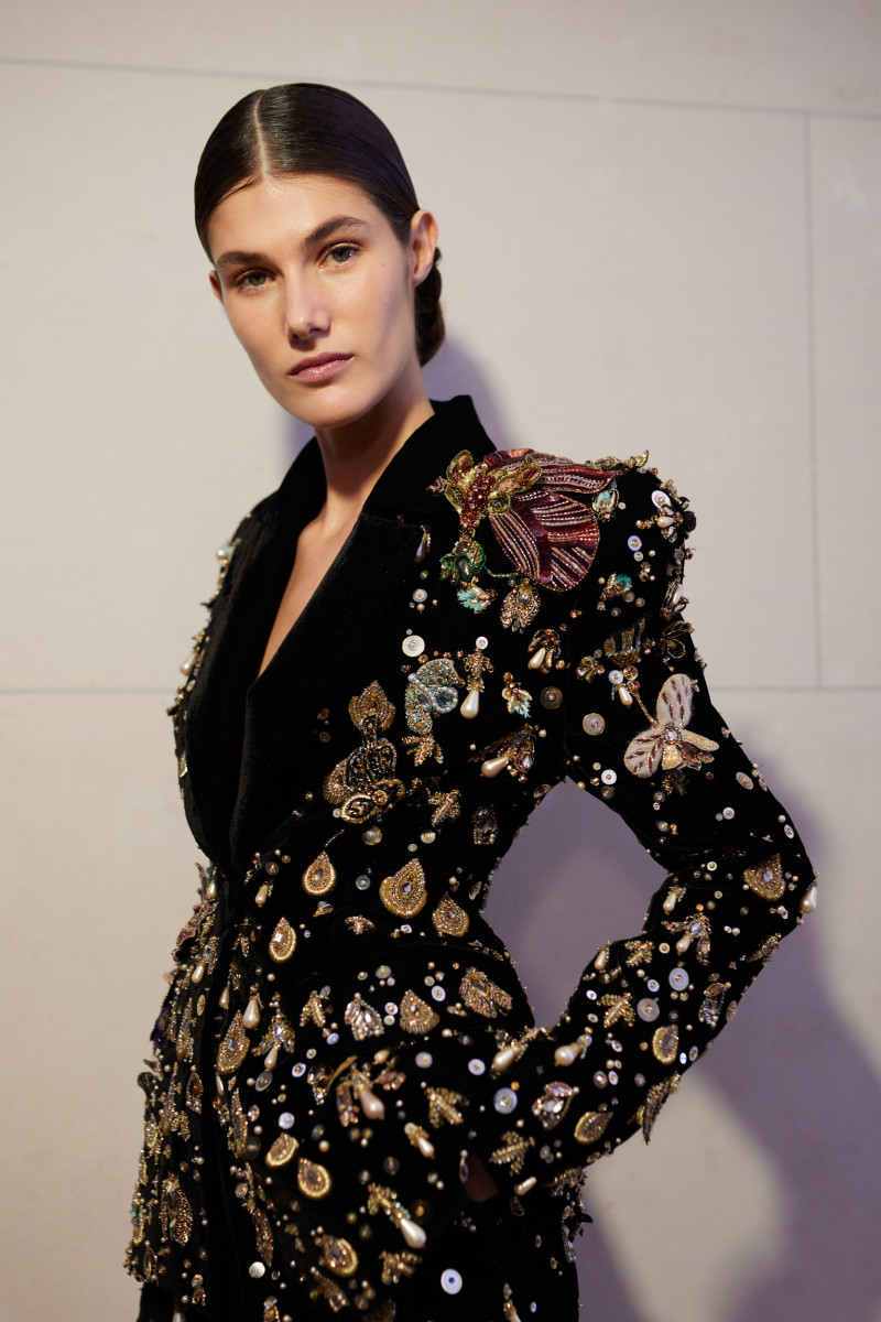 elie-saab-hc-bks-f23-100.jpg