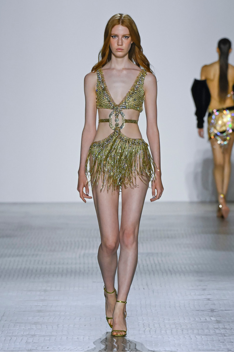 00020-celia-kritharioti-fall-2023-couture-credit-brand.jpg
