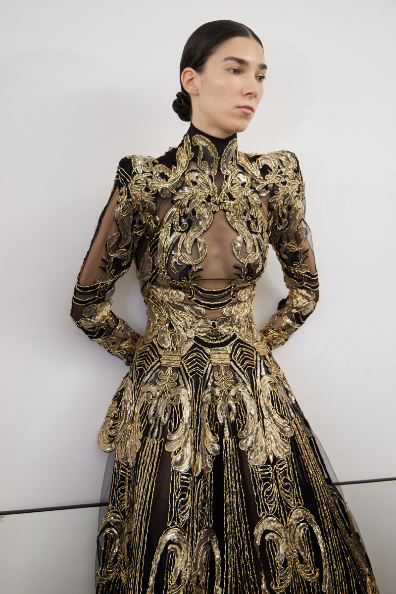 elie-saab-hc-bks-f23-118.jpg