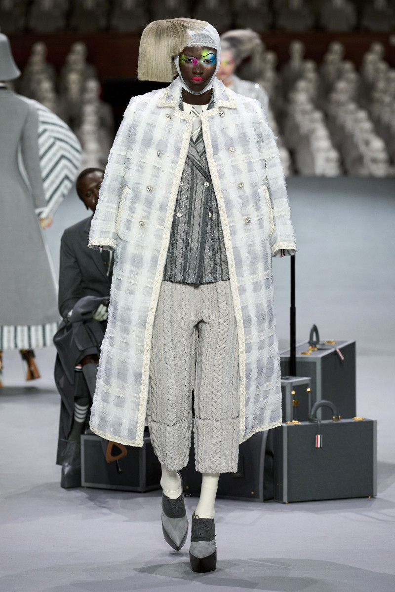 00014-thom-browne-fall-2023-couture-credit-gorunway.jpg