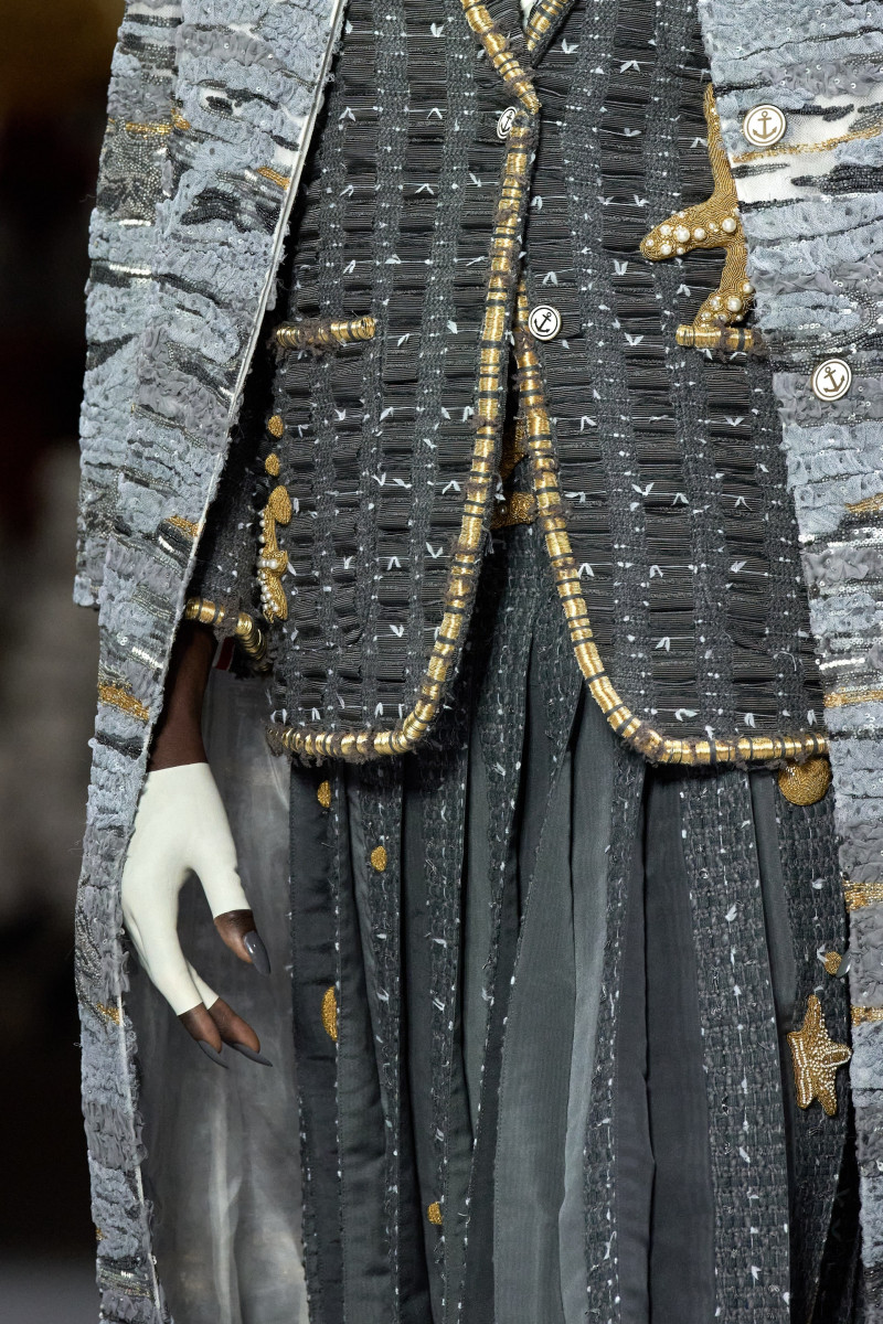 00013-thom-browne-fall-2023-couture-details-credit-gorunway.jpg