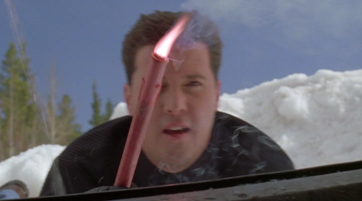 Snowbound 2001 WEB-DLRip.avi_snapshot_01.22.41.png