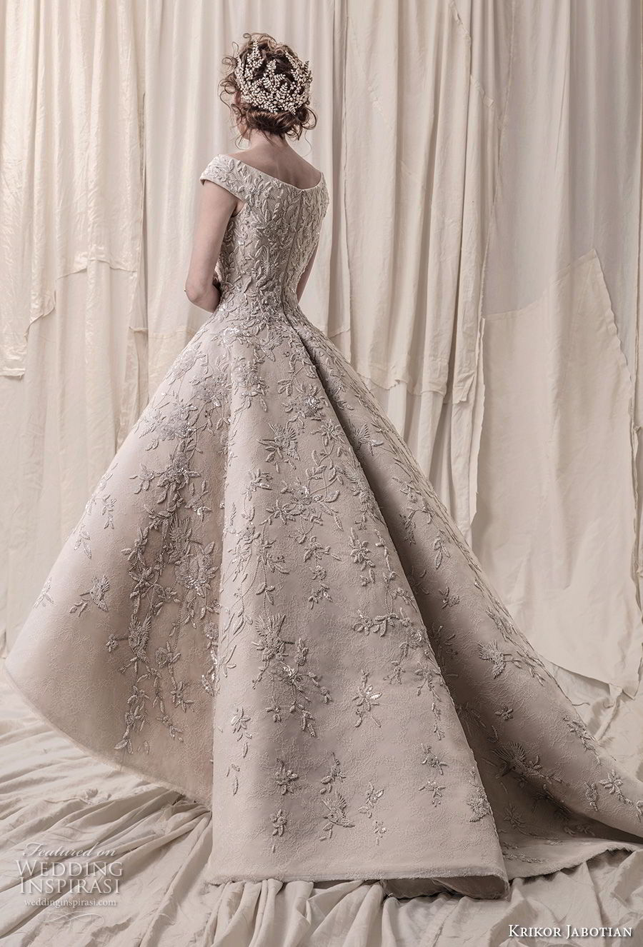krikor-jabotian-spring-2018-bridal-cap-sleeves-deep-v-neck-h.jpg