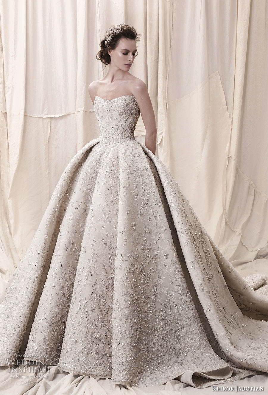 krikor-jabotian-spring-2018-bridal-straplss-semi-sweetheart-.jpg