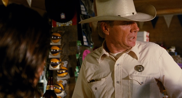 From.Dusk.Till.Dawn.1996.HDRip-AVC.ExKinoRay.mkv_snapshot_00.02.36.335.png