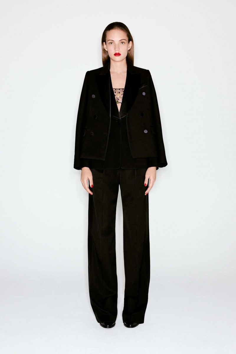 20-alexander-mcqueen-pf16.jpg