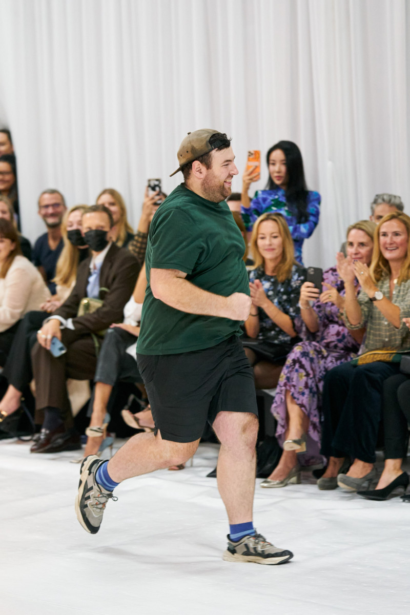 00042-Richard-Quinn-Spring-22-RTW-London-credit-gorunway.jpg