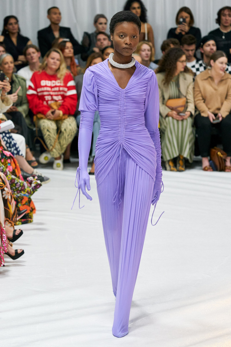 00005-Richard-Quinn-Spring-22-RTW-London-credit-gorunway.jpg