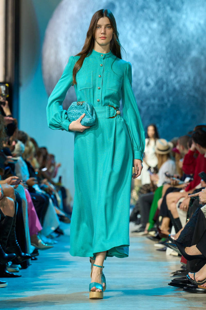 00030-elie—saab-spring-2024-ready-to-wear-credit-gorunway.jpg