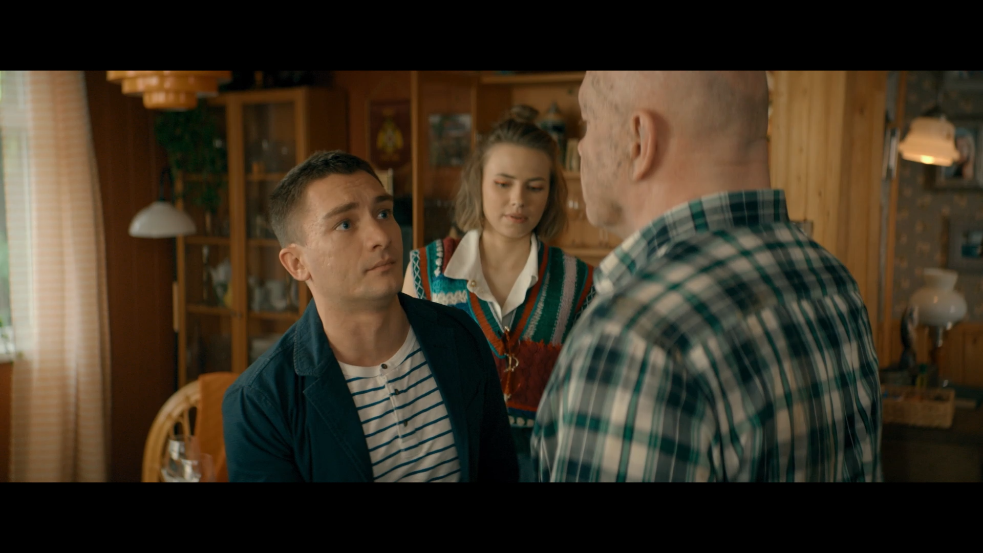 Prazdniki.2022.WEB-DL.1080p.ELEKTRI4KA.UNIONGANG.mkv_snapshot_00.27.34.png