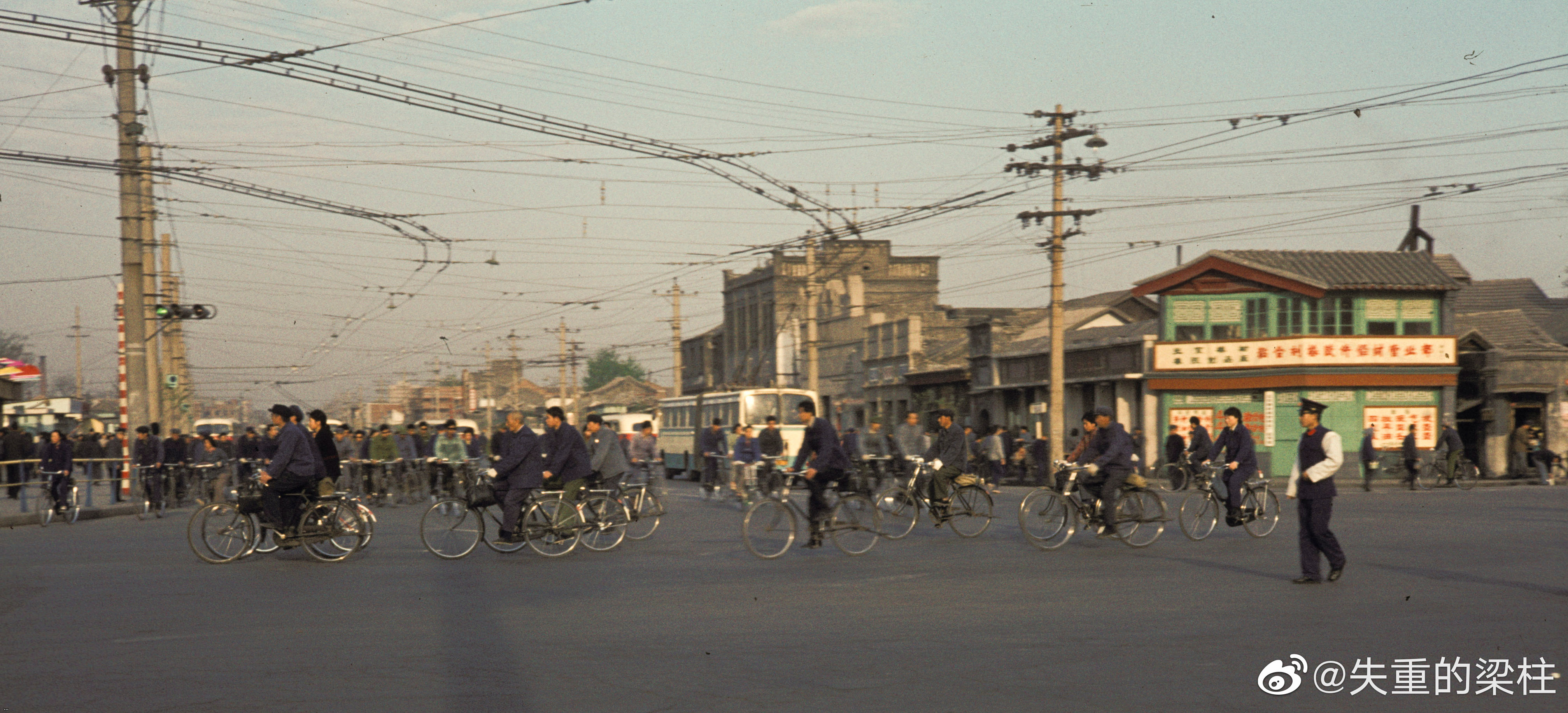 1982·??· 202311093.jpg