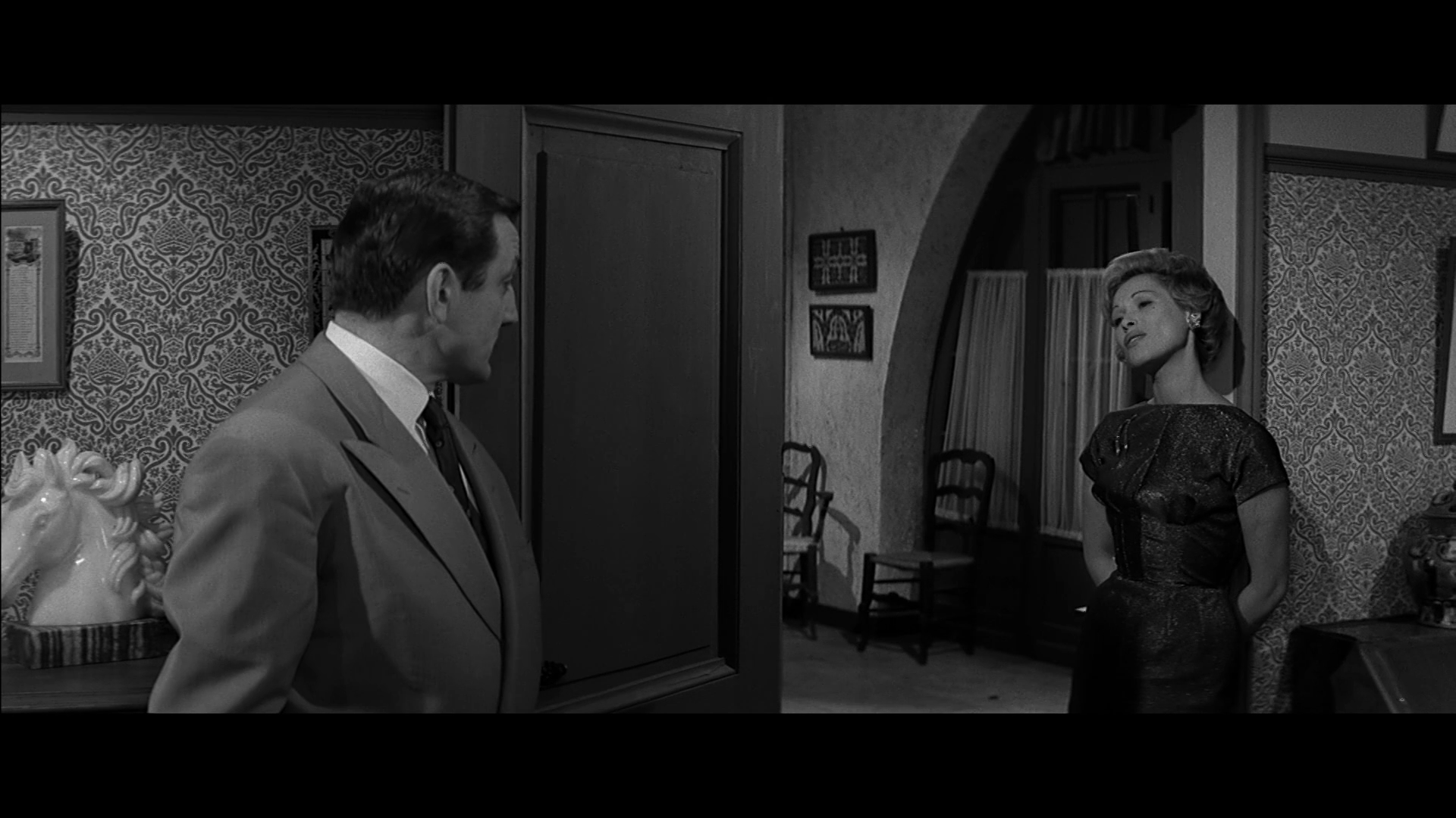 Le.gorille.vous.salue.bien.1958.WEB-DL.1080p[(027878)2023-11-11-07-18-45].PNG