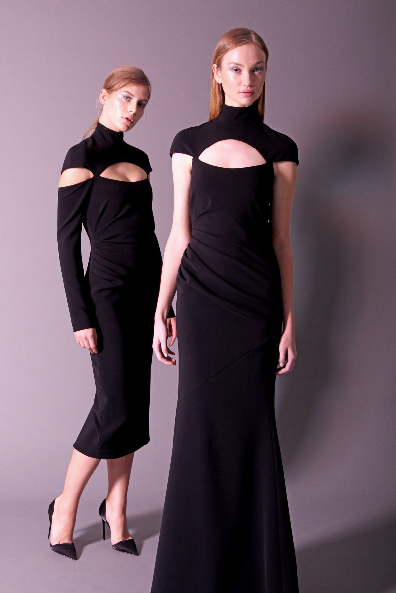 19-christian-siriano-pre-fall-2018.jpg