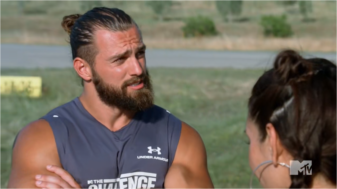 The Challenge S39E13 [720p] (x265) D9fcd7086365a1d338291837beef19e8