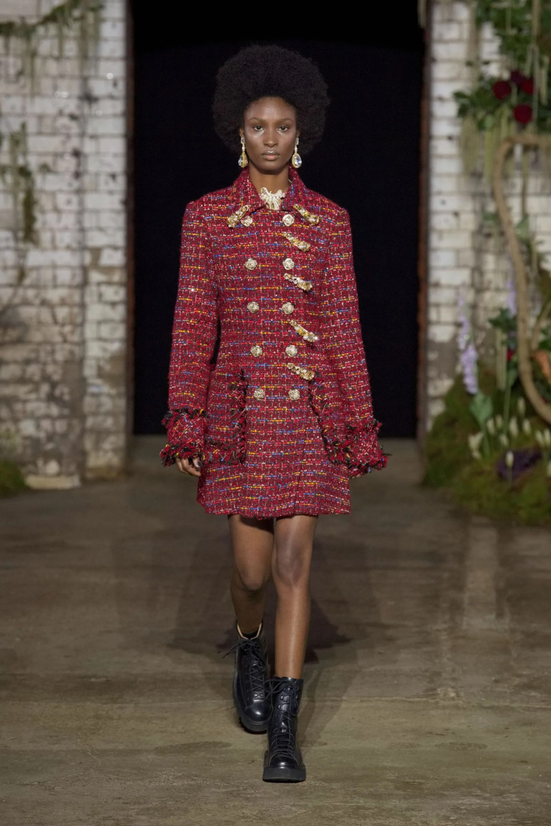 00033-mithridate-fall-2022-ready-to-wear-details-paris-credit-jason-lloyd-evans.webp