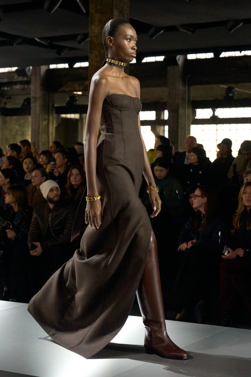 00054-gucci-fall-2024-ready-to-wear-credit-gorunway.webp