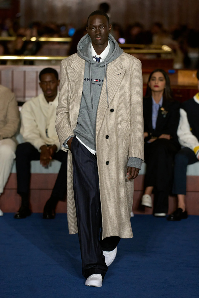 00025-tommy-hilfiger-fall-2024-ready-to-wear-credit-gorunway.webp