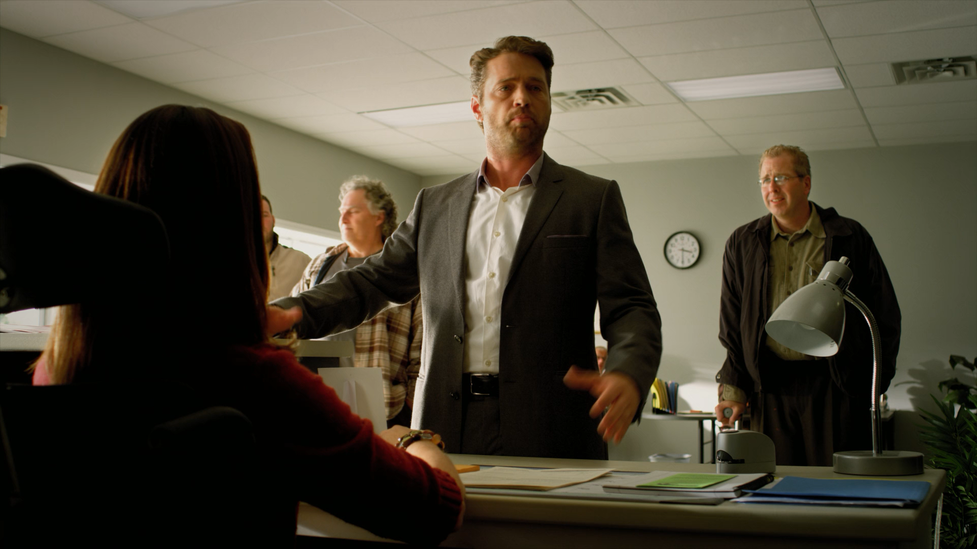 Call.Me.Fitz.S02E03.1080p.WEB-DL.H.264.Rus.Eng-@EniaHD.png