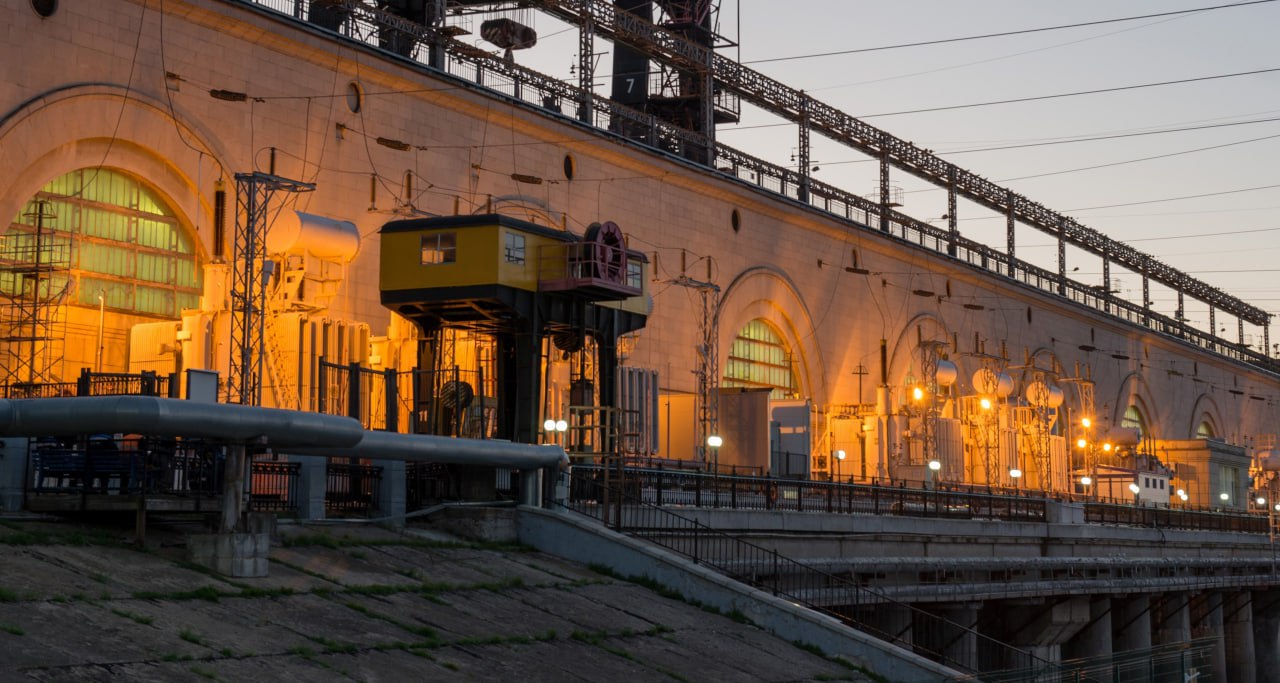 МегаФон обеспечил связь под водой для сотрудников Нижегородской ГЭС