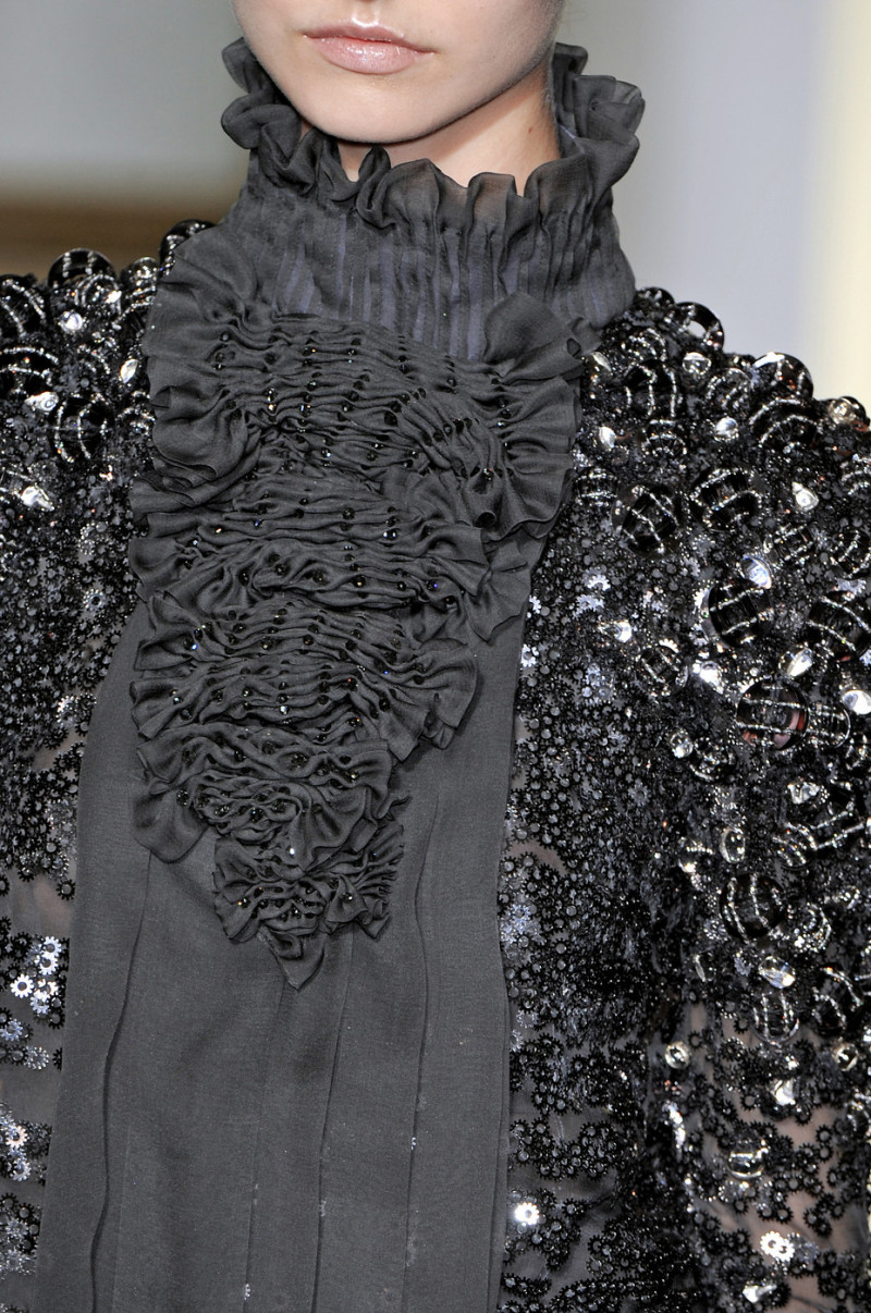 Valentino+Fall+2008+Details+erhZH7fnuGbx.jpg