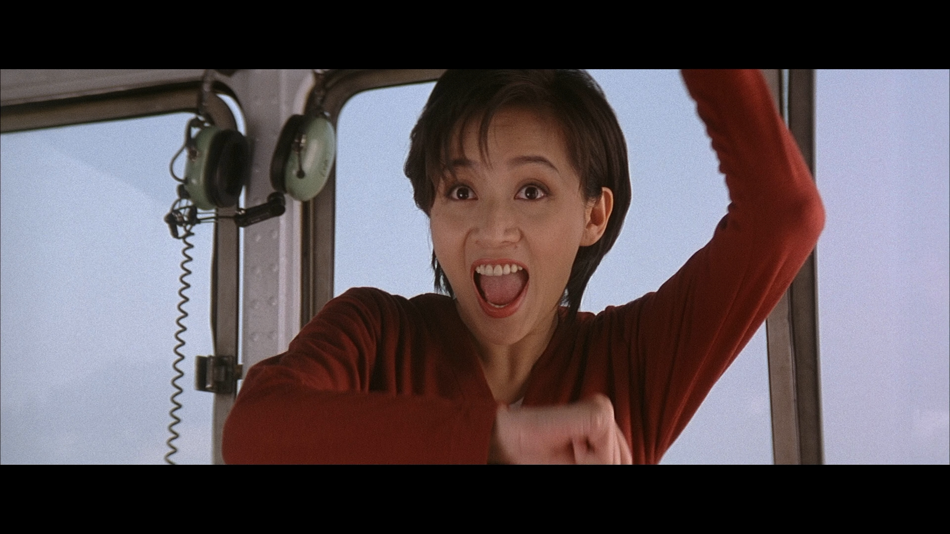 Разборка в Бронксе_[Rumble in the Bronx]_1995г_Jackie Chan.mkv_20240605_121526.556.png