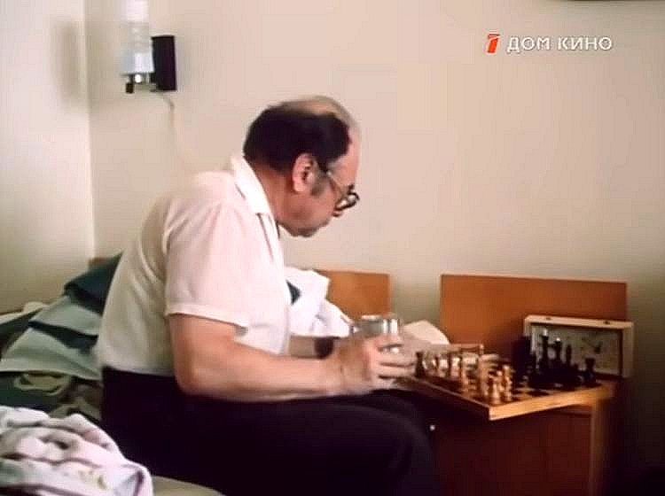 Сеанс одновременной игры, 1982 (0:35:12 / 1:08:24)