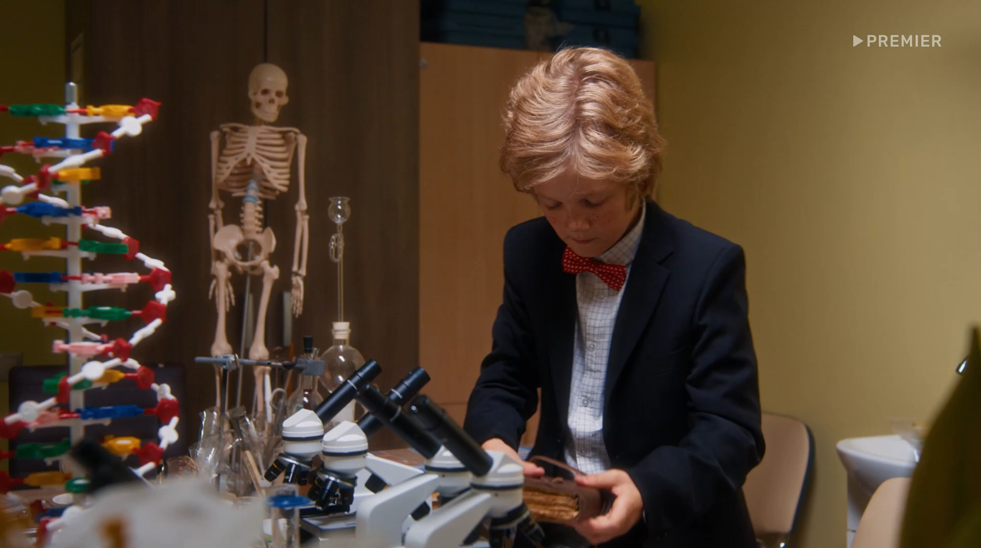 Снова в школу 2023 WEB-DL 1080p.mkv_snapshot_05.02.png