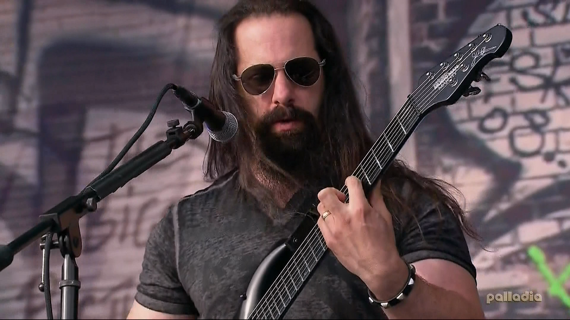 Dream Theater - Sonisphere 2014.ts_20240730_221918.082.png