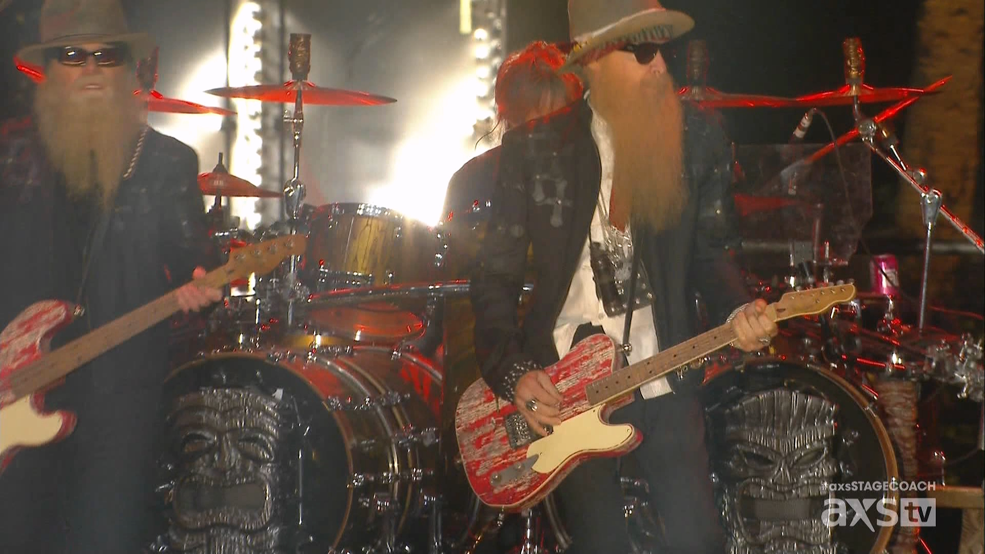 ZZ Top - Stagecoach - California's Country Music Festival 2015.ts_20240810_124057.405.png