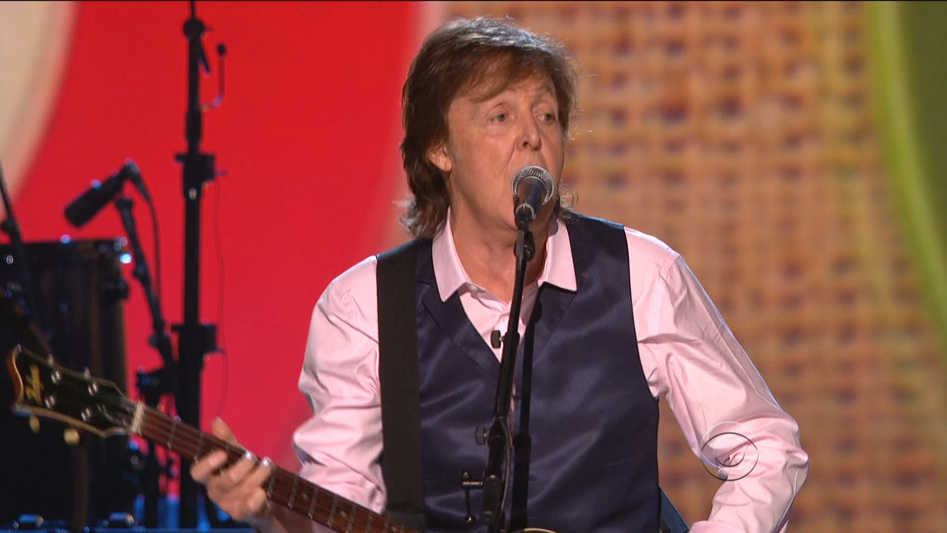 Paul McCartney on Grammy Salute to The Beatles 2014-01-27.ts_20240906_203903.002.png