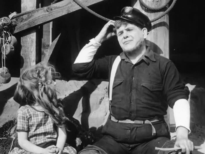 Alice's Day at sea (2).png