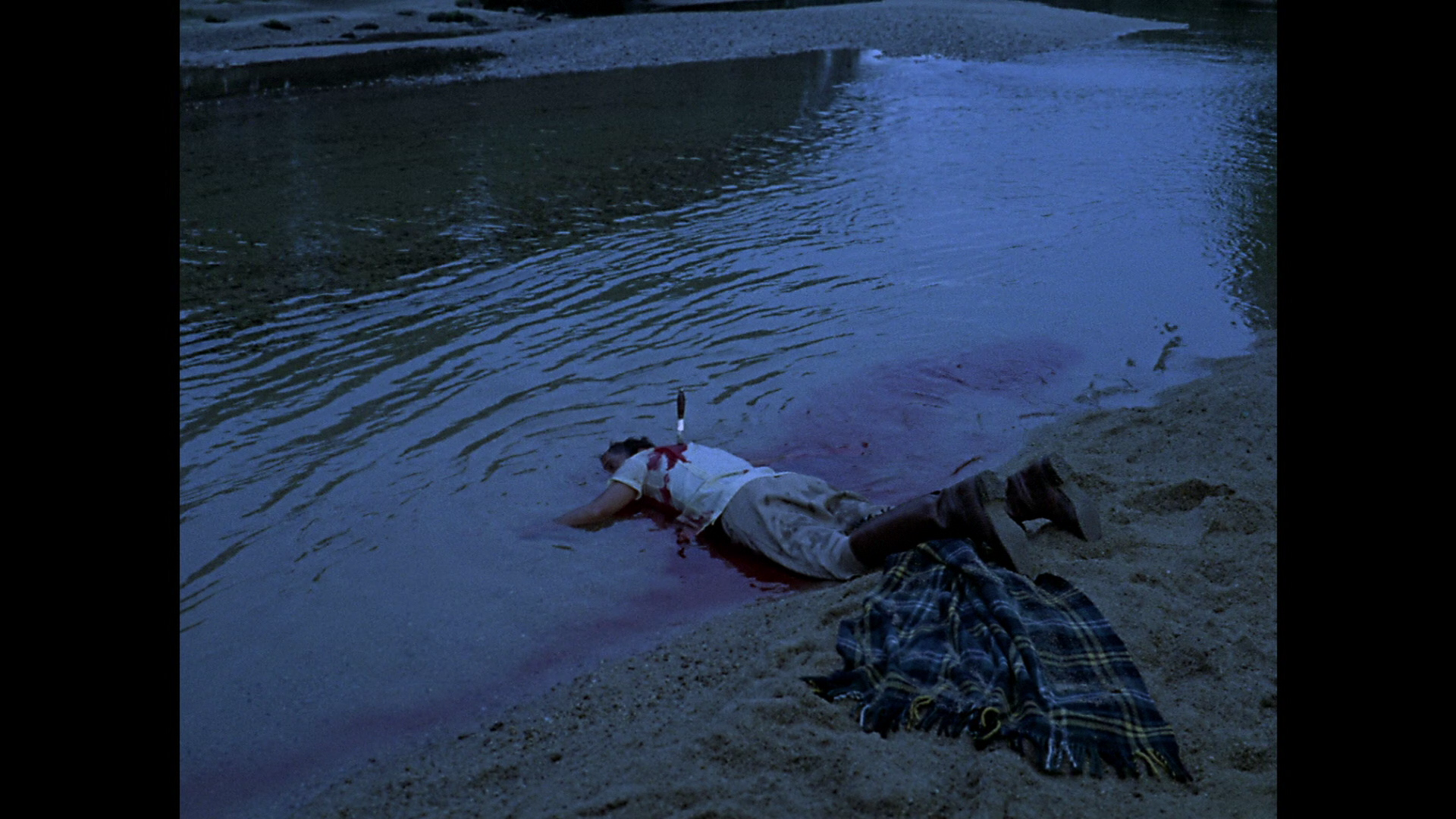 The.Night.Of.The.Sorcerers.1973.Shout.Factory.BDRemux.1080p[(100618)2024-11-10-08-58-14].PNG