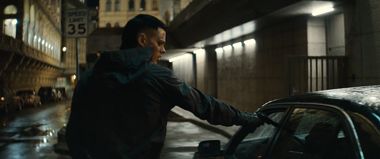 The.Crow.2024.HDRip-AVC.ExKinoRay.mkv_snapshot_00.54.03.657.png