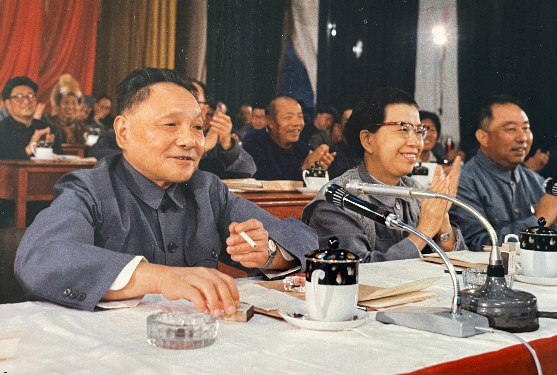 ??????????1975.9.jpg