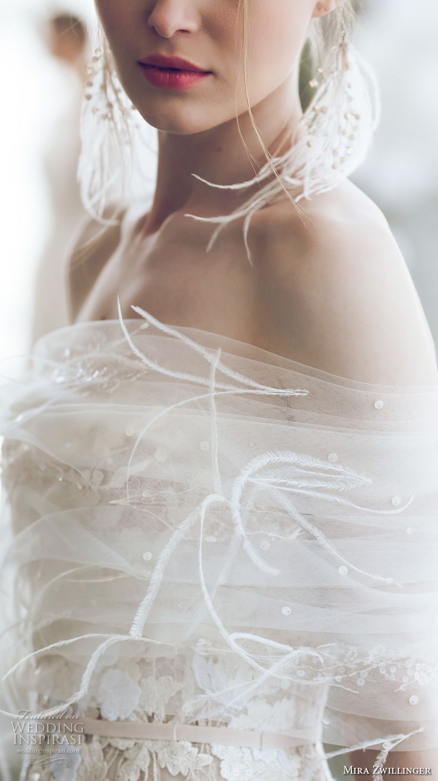 mira-zwillinger-2018-bridal-off-the-shoulder-sweetheart-_004.jpg