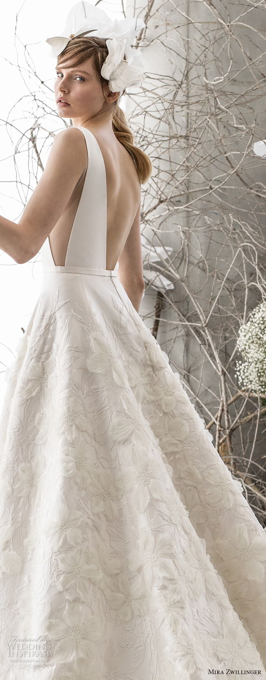 mira-zwillinger-2018-bridal-sleeveless-deep-v-neck-simpl_004.jpg