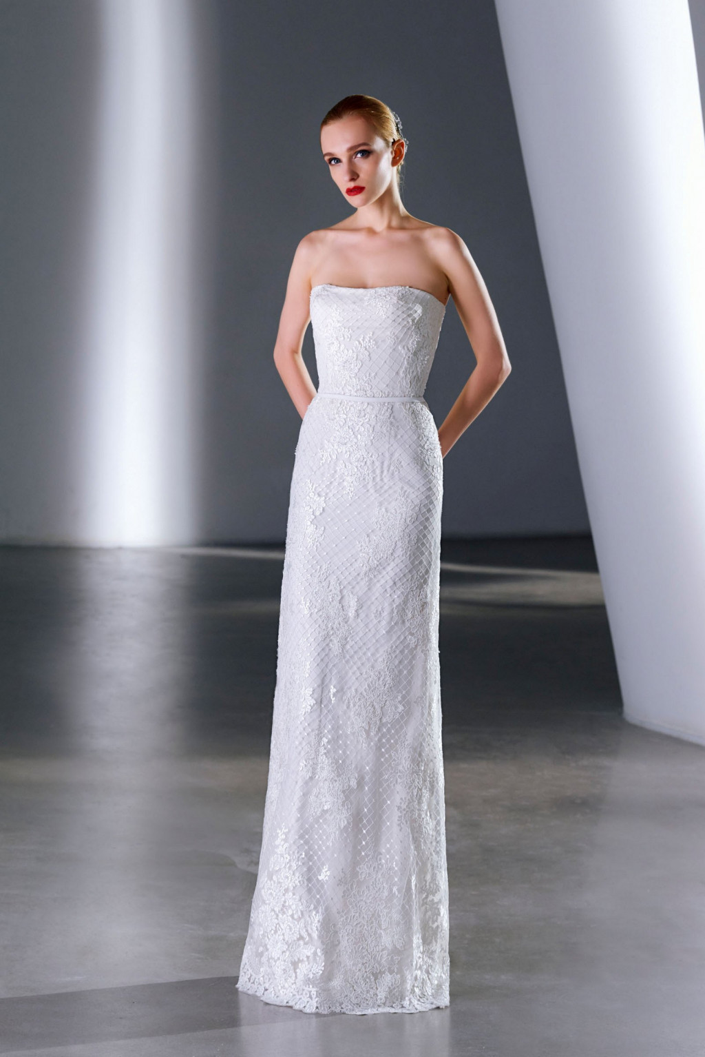 dany_tabet-bridal-2018-2019bluebox-1388_f-resp2400v.jpg