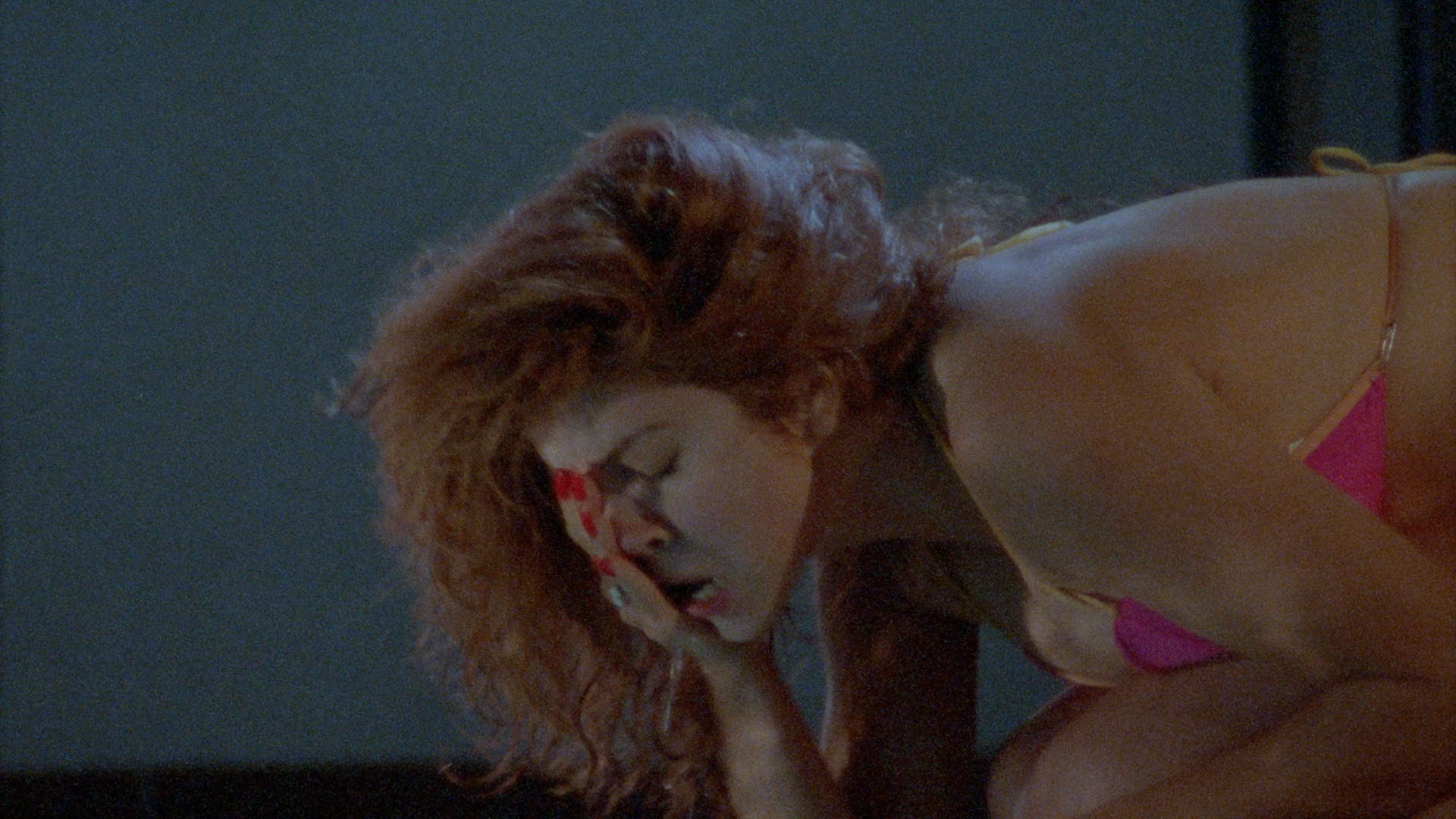 Murder.Weapon.1989.BDRemux.1080p.mkv_snapshot_00.23.09.452.png