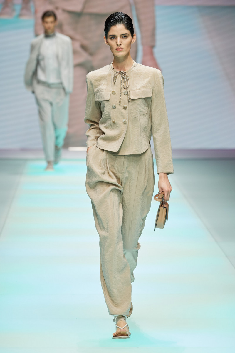 00043-Emporio-Armani-Spring-22-RTW-Milan-credit-gorunway.JPG