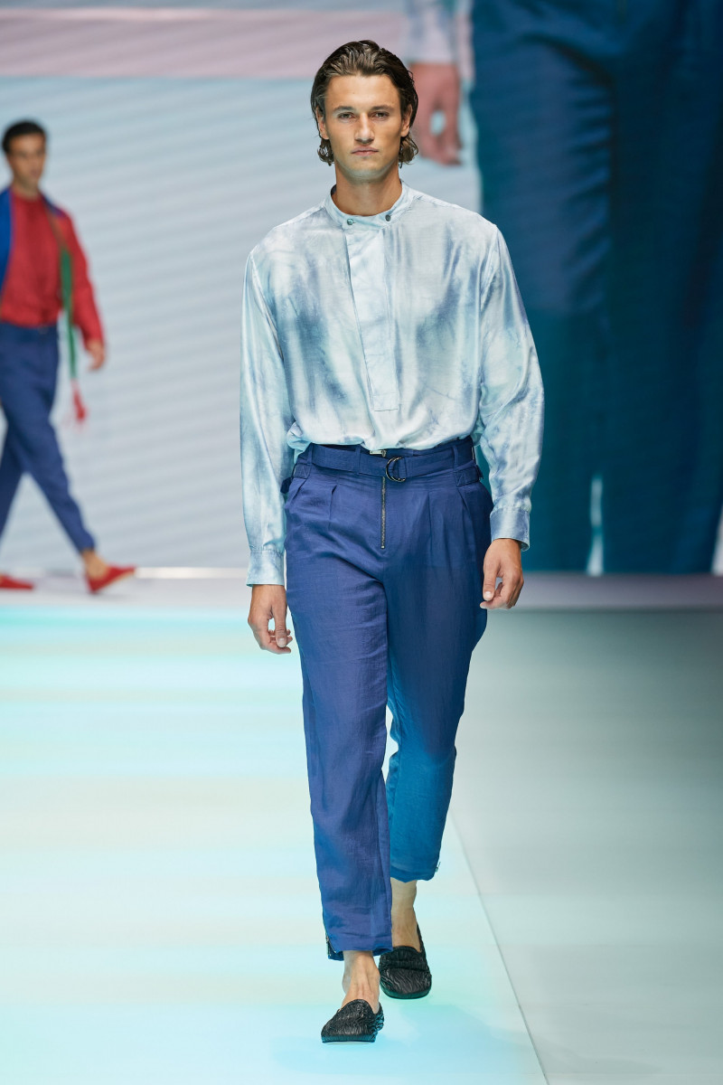 00094-Emporio-Armani-Spring-22-RTW-Milan-credit-gorunway.JPG