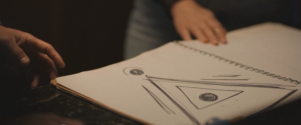 Внеземной контакт (2023) HDRip-AVC_ivanes.mkv_20250208_121114.401.png