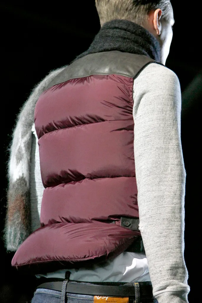 00380fullscreen.webp
