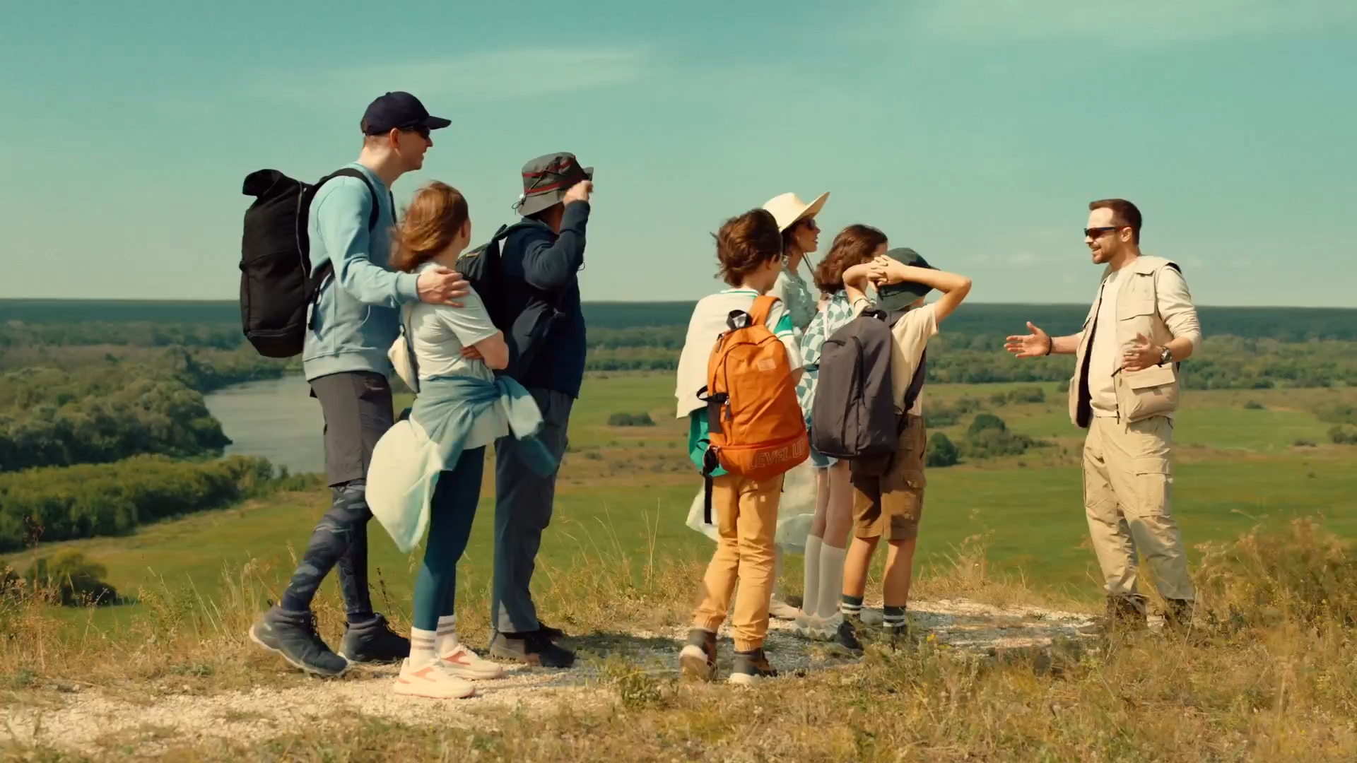 Первый поход 2023 WEB-DL 1080p.mkv_snapshot_08.44.png