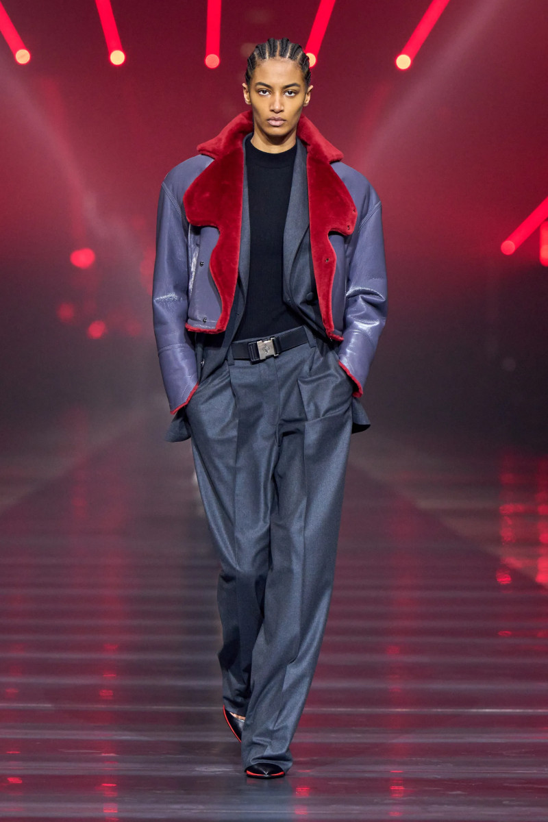 00007-ferrari-fall-2022-ready-to-wear-milan-credit-filippo-fior-gorunway.webp