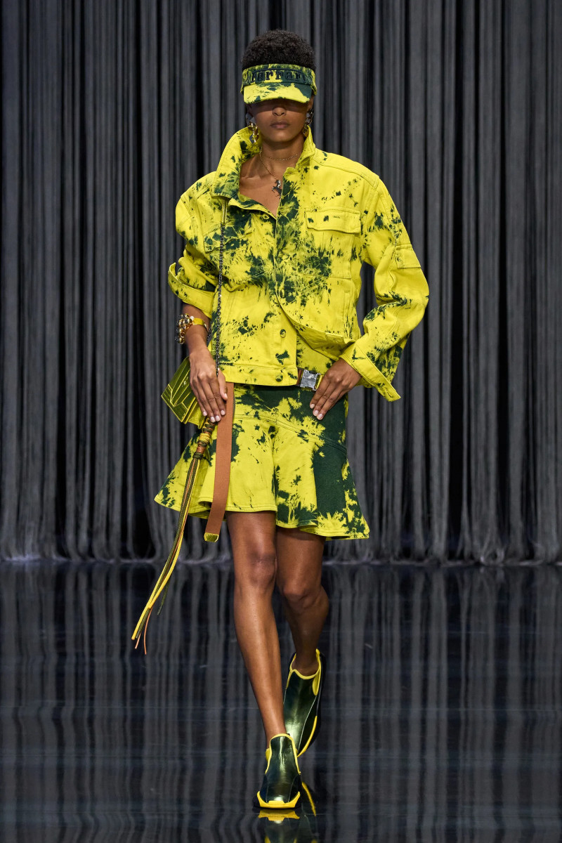 00014-ferrari-spring-2023-ready-to-wear-credit-gorunway.webp