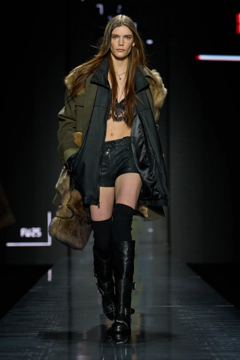 00003-dolce-and-gabbana-fall-2025-ready-to-wear-credit-gorunway.webp