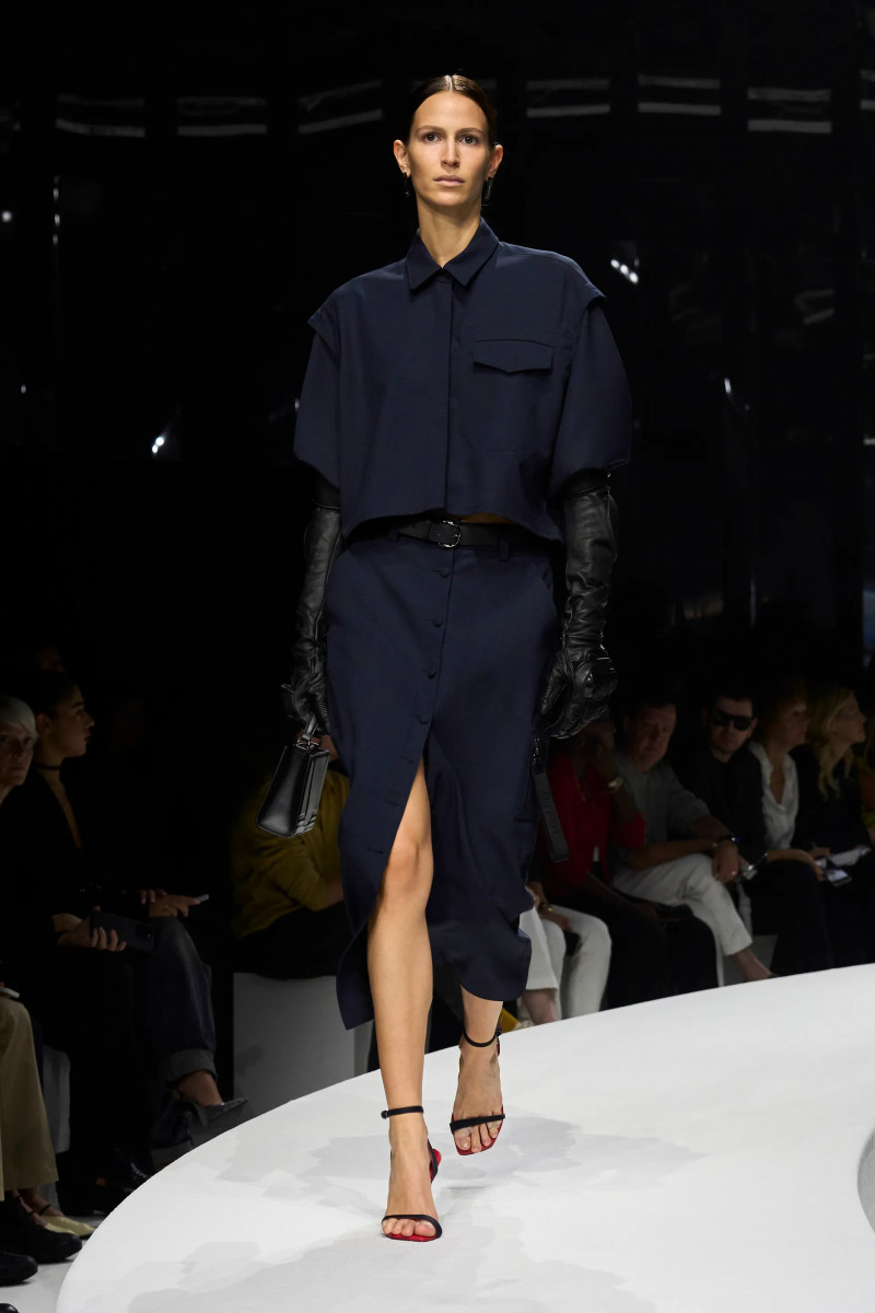 00022-ferrari-spring-2024-ready-to-wear-credit-gorunway.webp
