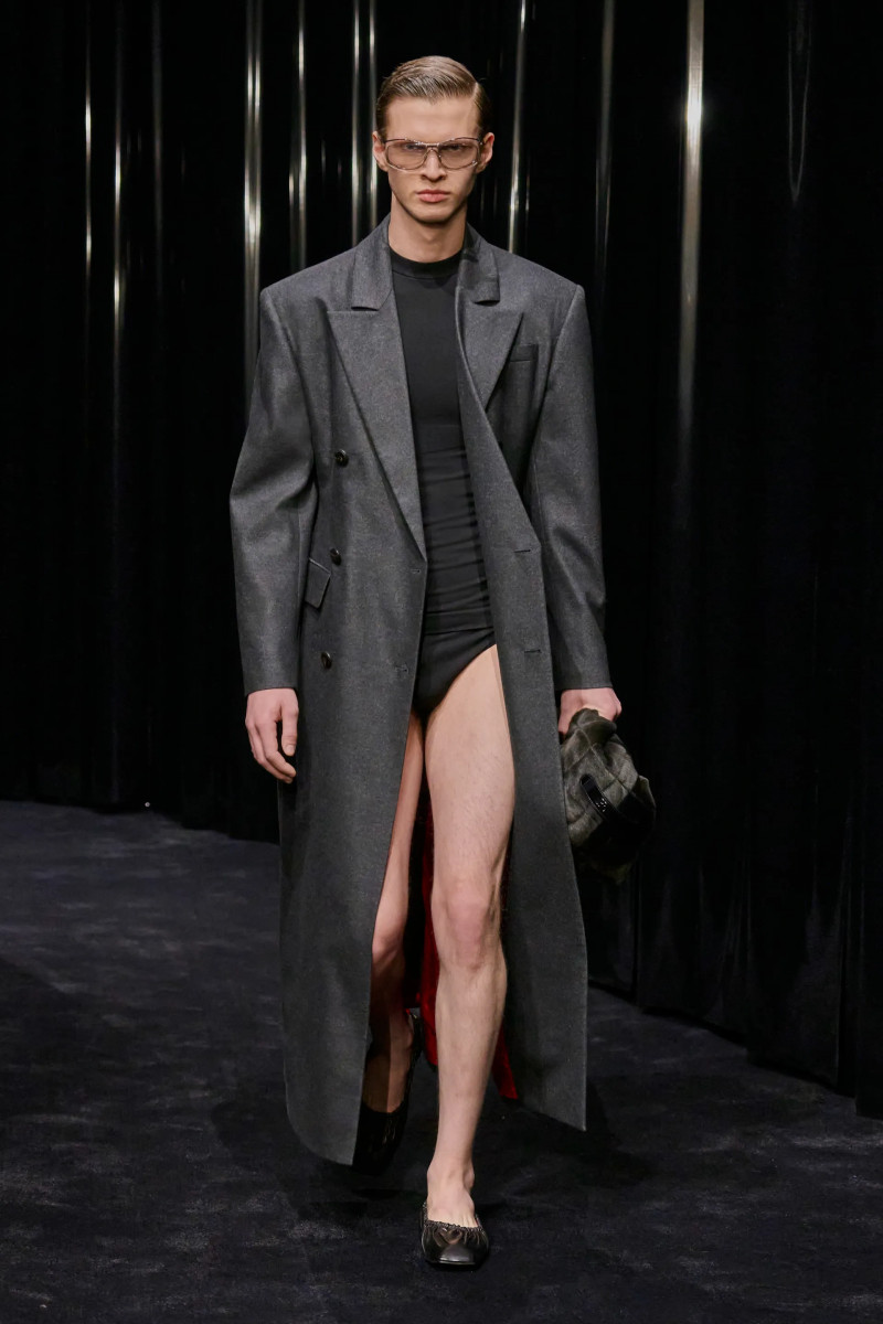 00017-ferrari-fall-2024-ready-to-wear-credit-gorunway.webp